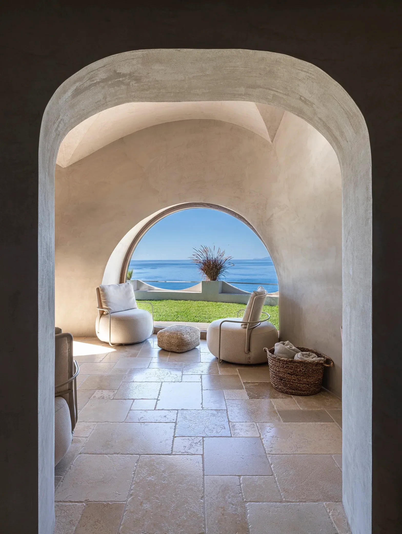 Dentone Interiors
